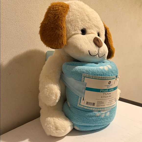 Plush Dog with Blue Throw Set - Picture 2 of 4